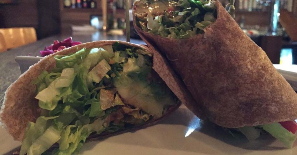 Avocado wraps made with whole wheat tortillas - Healthy Mexican foods