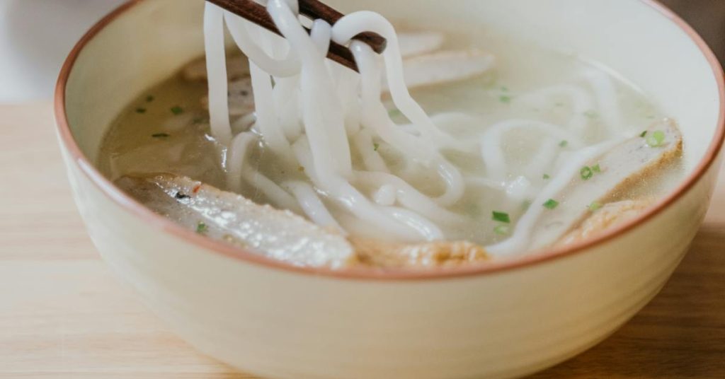 close-up-of-a-bowl-of-rice noodle-soup