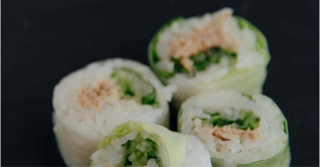 delicious cabbage shushi rolls